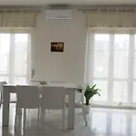 Casa Speranza * نابولي